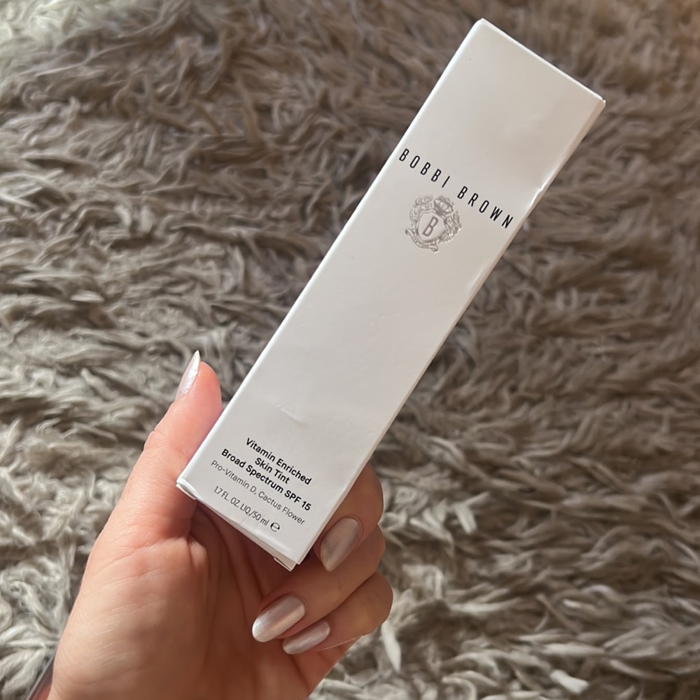 Bobbi Brown
Vitamin Enriched Hydrating Skin Tint SPF 15 with Hyaluronic Acid